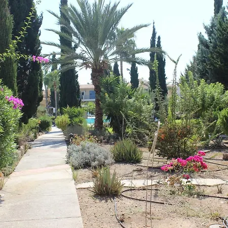 شقة Regina Gardens 002 *